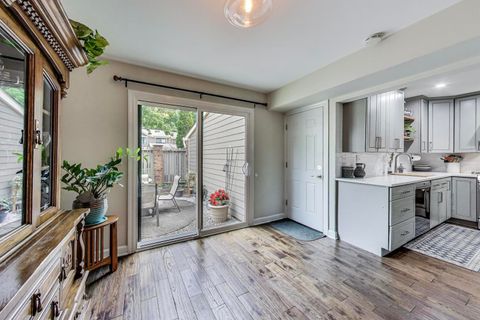 Tiny photo for 107 W Brighton Place, Mount Prospect, IL 60056 (MLS # 12497474)