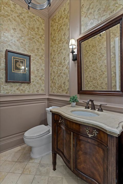 Tiny photo for 121 Hogarth Lane, Glencoe, IL 60022 (MLS # 12487596)
