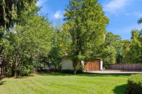 Tiny photo for 121 Hogarth Lane, Glencoe, IL 60022 (MLS # 12487596)