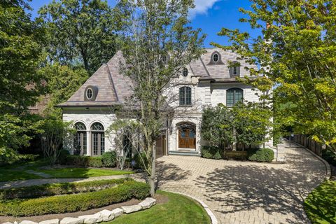 Tiny photo for 121 Hogarth Lane, Glencoe, IL 60022 (MLS # 12487596)