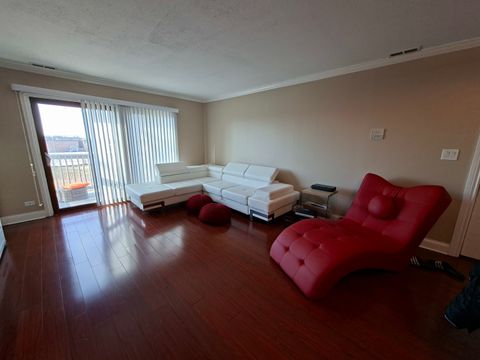 Tiny photo for 664 Pinecrest Drive #302, Prospect Heights, IL 60070 (MLS # 12566500)