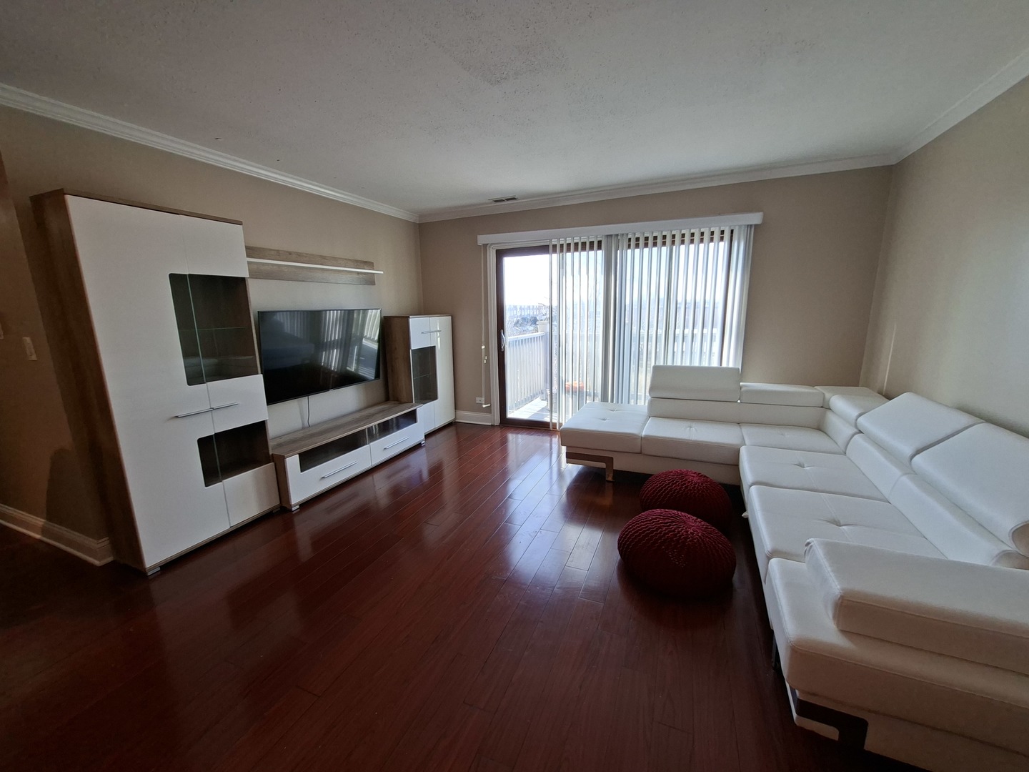 664 Pinecrest Drive 302