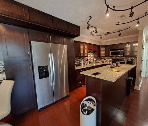 Tiny photo for 664 Pinecrest Drive #302, Prospect Heights, IL 60070 (MLS # 12566500)