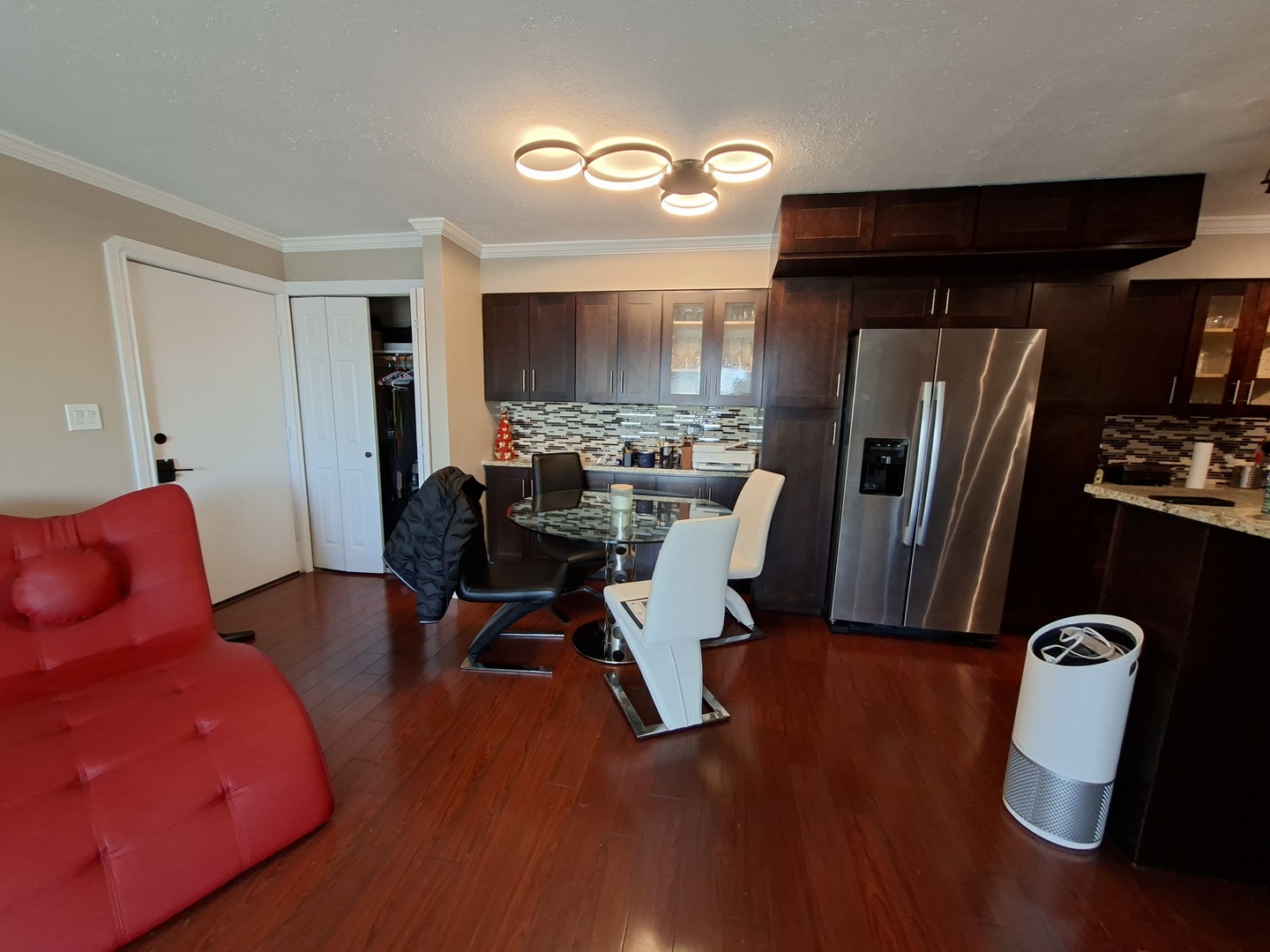 664 Pinecrest Drive 302