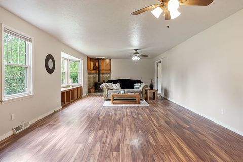 Tiny photo for 1611 Michigan Avenue, Rockford, IL 61102 (MLS # 12674527)