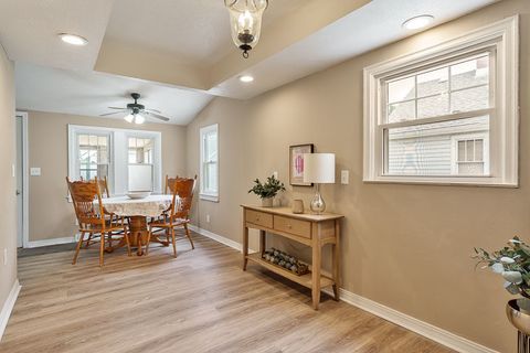 Tiny photo for 1611 Michigan Avenue, Rockford, IL 61102 (MLS # 12674527)