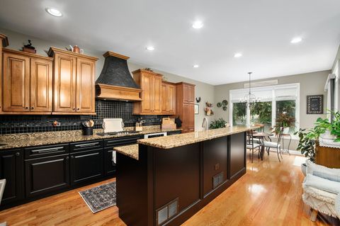 Tiny photo for 271 Arbor Glen Boulevard #271, Schaumburg, IL 60195 (MLS # 12616554)