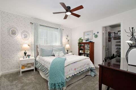 Tiny photo for 271 Arbor Glen Boulevard #271, Schaumburg, IL 60195 (MLS # 12616554)