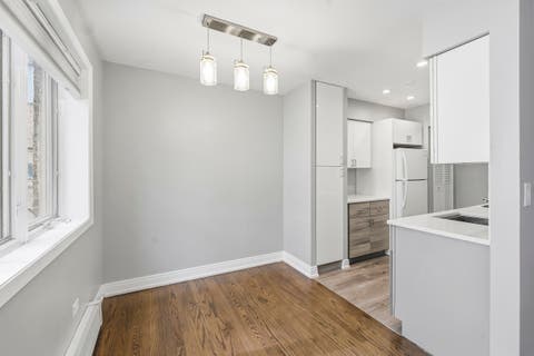 Tiny photo for 426 W BARRY Avenue #407, Chicago, IL 60657 (MLS # 12717102)