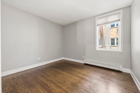 Tiny photo for 426 W BARRY Avenue #407, Chicago, IL 60657 (MLS # 12717102)