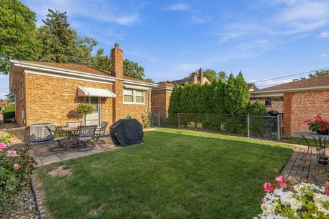 Tiny photo for 2430 Westover Avenue, North Riverside, IL 60546 (MLS # 12756733)