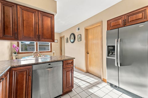 Tiny photo for 2430 Westover Avenue, North Riverside, IL 60546 (MLS # 12756733)
