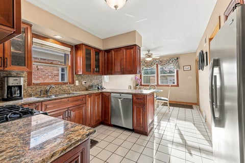 Tiny photo for 2430 Westover Avenue, North Riverside, IL 60546 (MLS # 12756733)