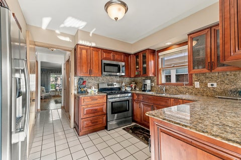 Tiny photo for 2430 Westover Avenue, North Riverside, IL 60546 (MLS # 12756733)