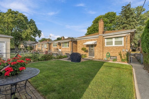 Tiny photo for 2430 Westover Avenue, North Riverside, IL 60546 (MLS # 12756733)