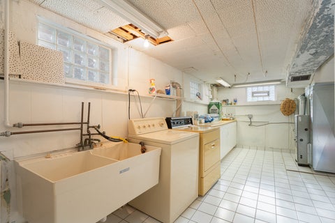 Tiny photo for 2430 Westover Avenue, North Riverside, IL 60546 (MLS # 12756733)