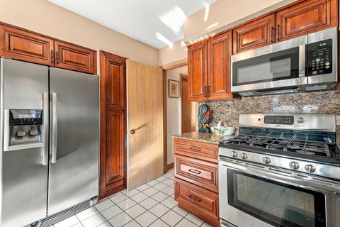 Tiny photo for 2430 Westover Avenue, North Riverside, IL 60546 (MLS # 12756733)
