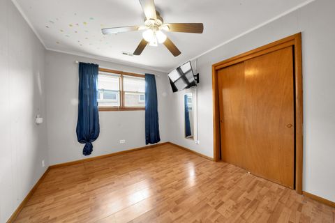 Tiny photo for 9100 S Saint Louis Avenue, Evergreen Park, IL 60805 (MLS # 12470031)