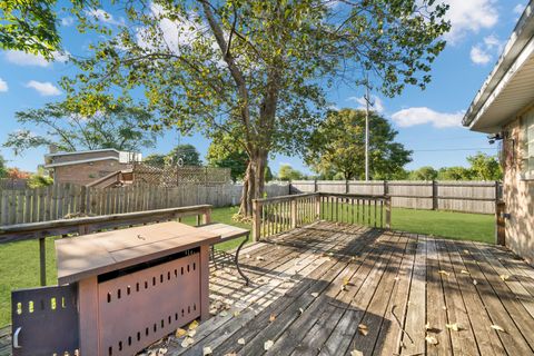 Tiny photo for 9100 S Saint Louis Avenue, Evergreen Park, IL 60805 (MLS # 12470031)