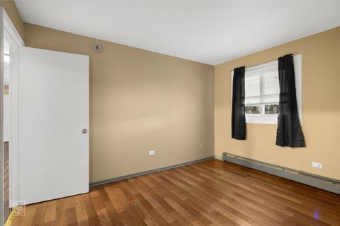 Tiny photo for 107 W Elk Trail #106, Carol Stream, IL 60188 (MLS # 12518787)