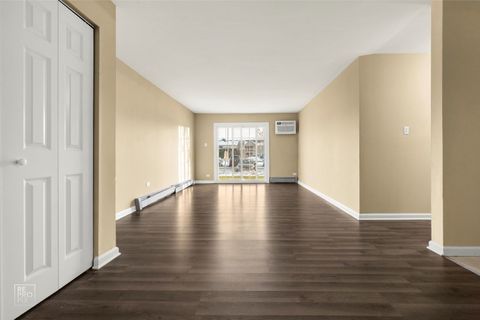 Tiny photo for 107 W Elk Trail #106, Carol Stream, IL 60188 (MLS # 12518787)