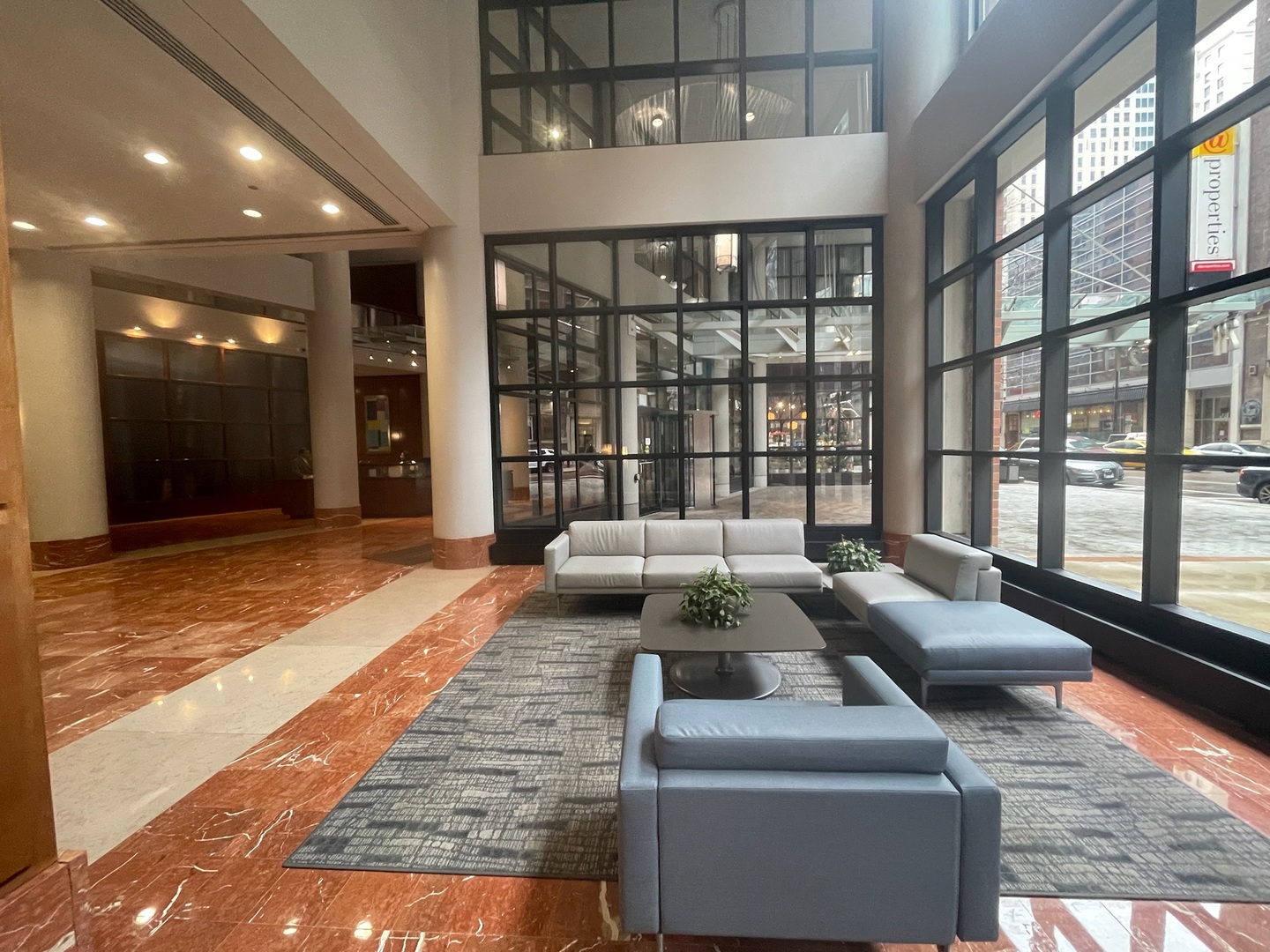 211 E OHIO Street 2603