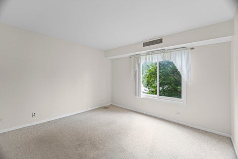 Tiny photo for 1505 E Central Road #216B, Arlington Heights, IL 60005 (MLS # 12755908)