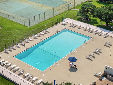 Tiny photo for 1505 E Central Road #216B, Arlington Heights, IL 60005 (MLS # 12755908)