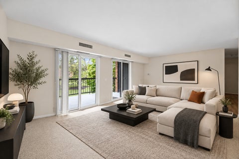 Tiny photo for 1505 E Central Road #216B, Arlington Heights, IL 60005 (MLS # 12755908)