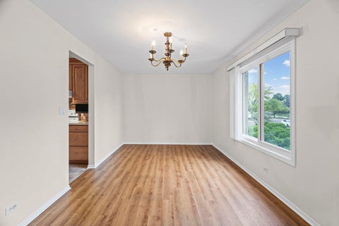 Tiny photo for 1505 E Central Road #216B, Arlington Heights, IL 60005 (MLS # 12755908)