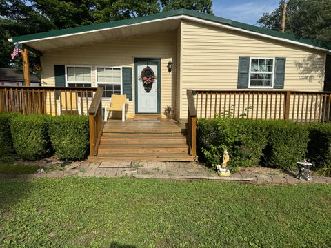Tiny photo for 108 Robin Drive, Benton, IL 62812 (MLS # 12704772)