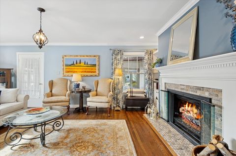 Tiny photo for 644 Wesley Avenue, Oak Park, IL 60304 (MLS # 12565453)