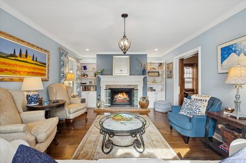 Tiny photo for 644 Wesley Avenue, Oak Park, IL 60304 (MLS # 12565453)