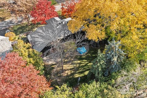 Tiny photo for 7612 Ridgewood Lane, Burr Ridge, IL 60527 (MLS # 12511628)