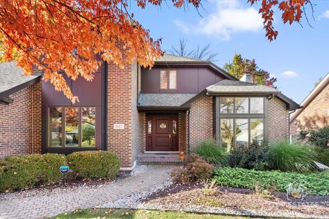 Tiny photo for 7612 Ridgewood Lane, Burr Ridge, IL 60527 (MLS # 12511628)