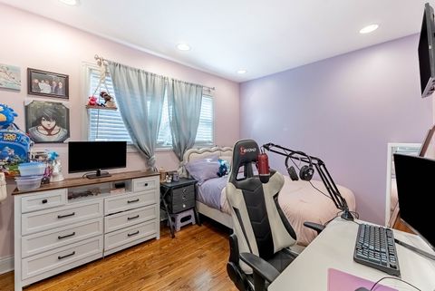 Tiny photo for 3605 W 56th Place, Chicago, IL 60629 (MLS # 12537013)