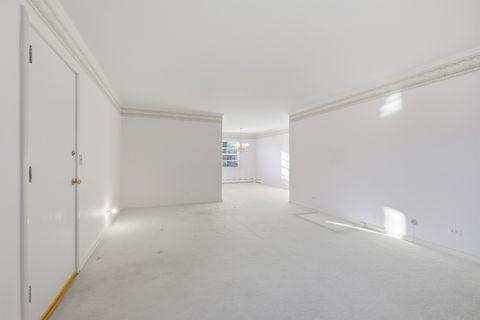 Tiny photo for 2201 Central Street #3N, Evanston, IL 60201 (MLS # 12587802)