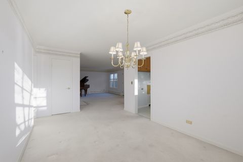 Tiny photo for 2201 Central Street #3N, Evanston, IL 60201 (MLS # 12587802)