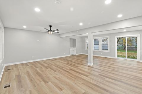 Tiny photo for 1245 Narragansett Drive, Carol Stream, IL 60188 (MLS # 12522557)