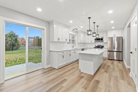 Tiny photo for 1245 Narragansett Drive, Carol Stream, IL 60188 (MLS # 12522557)