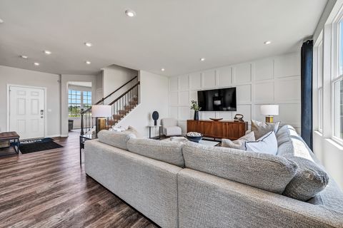 Tiny photo for 3248 Peyton Circle, Aurora, IL 60503 (MLS # 12514976)