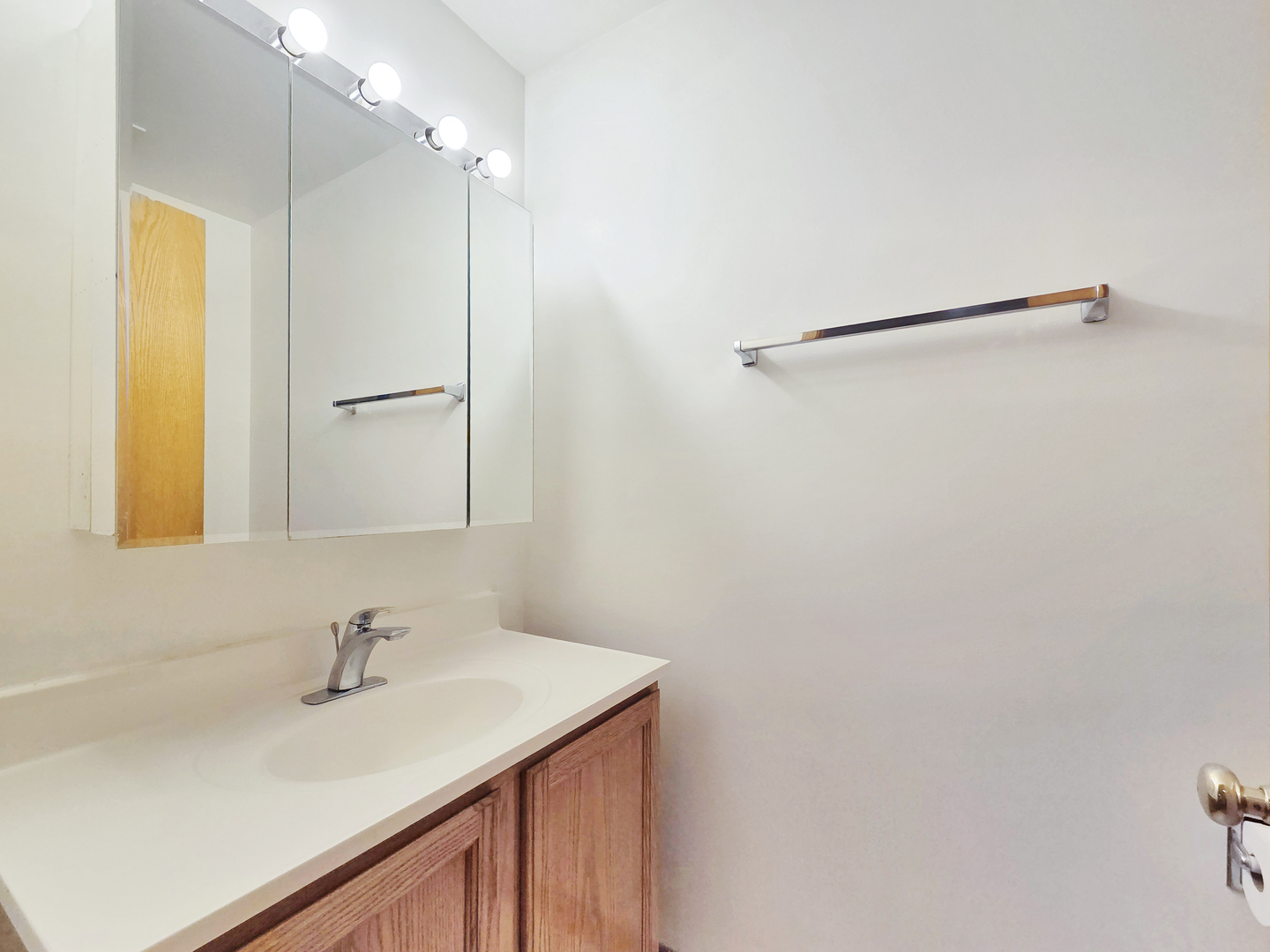 1350 W 32nd Street A
