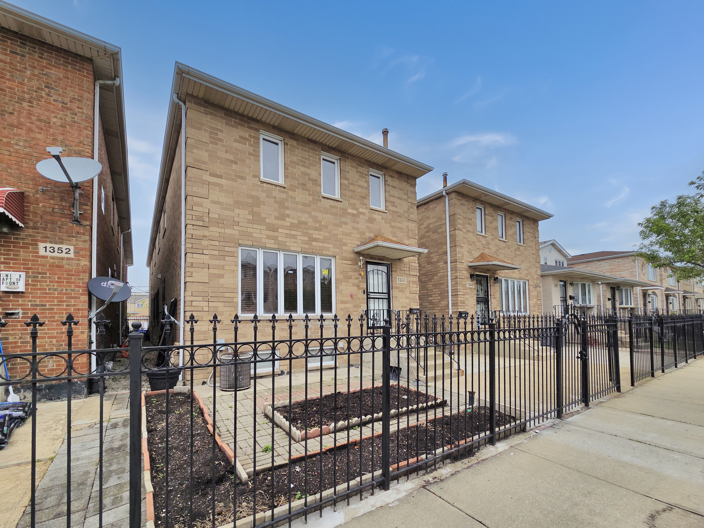 1350 W 32nd Street A
