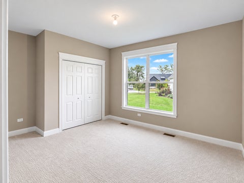 Tiny photo for 214 Burr Oak Circle, Elgin, IL 60124 (MLS # 12744921)