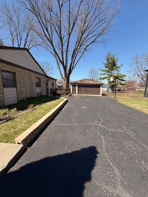 Tiny photo for 1018 W Plainfield Road, Countryside, IL 60525 (MLS # 12463742)