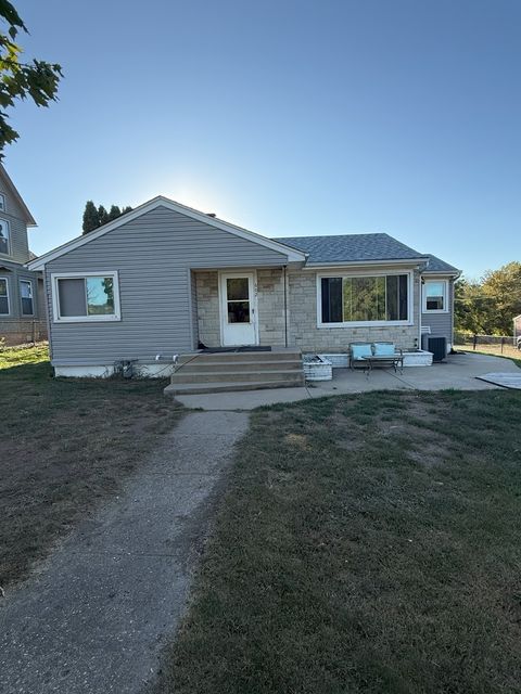 Photo of 602 Main Street, Leaf River, IL 61047 (MLS # 12481742)