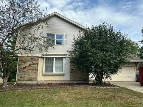 Photo of 700 Butterfield Drive, Algonquin, IL 60102 (MLS # 12763060)