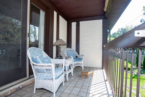 Tiny photo for 538 Banyon Lane #D, La Grange, IL 60525 (MLS # 12613025)