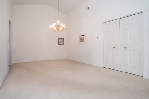 Tiny photo for 538 Banyon Lane #D, La Grange, IL 60525 (MLS # 12613025)