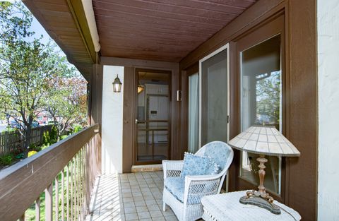 Tiny photo for 538 Banyon Lane #D, La Grange, IL 60525 (MLS # 12613025)